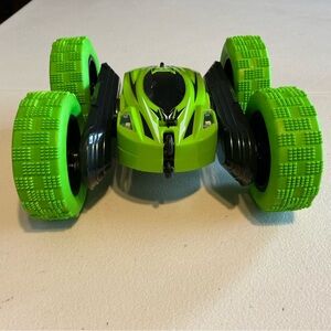 Car 2.4Ghz High Speed 360 Stunt Drift Rock Crawler toy for fun, No Remote